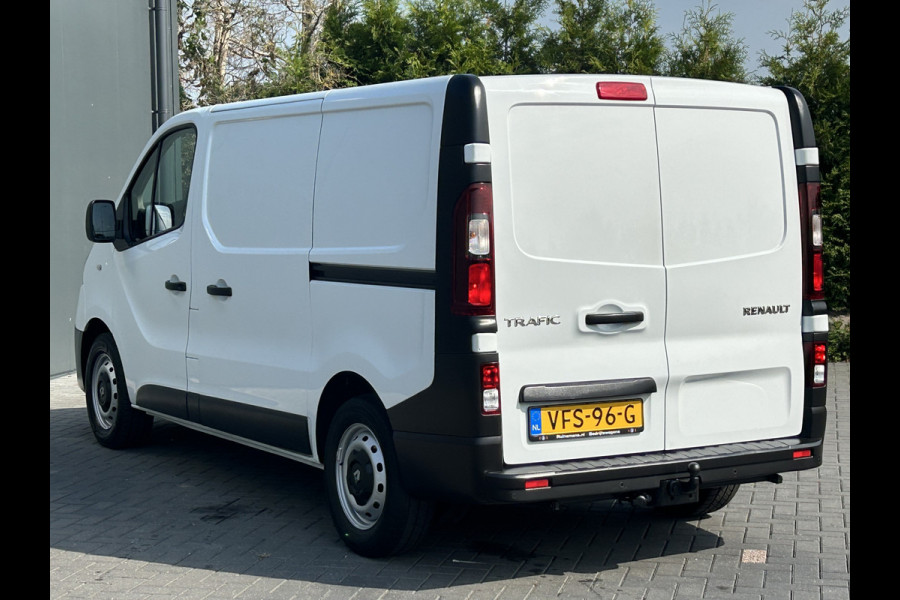 Renault Trafic 2.0 dCi 146 PK AUTOMAAT / L1H1 / 1e EIG. / 2X SCHUIFDEUR / AIRCO / CRUISE / NAVI / BLUETOOTH