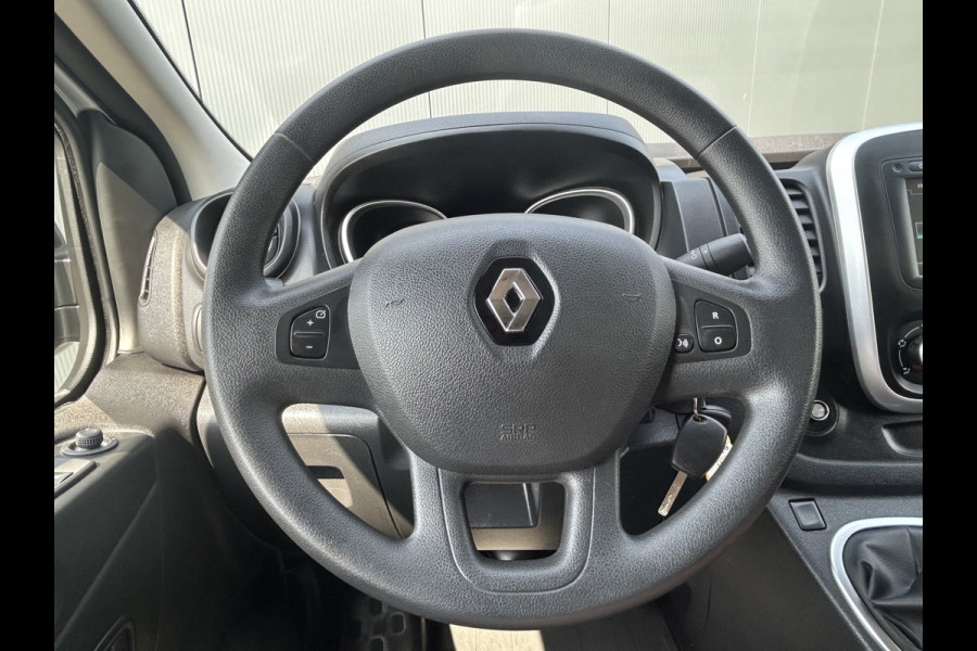 Renault Trafic 2.0 dCi 146 PK AUTOMAAT / L1H1 / 1e EIG. / 2X SCHUIFDEUR / AIRCO / CRUISE / NAVI / BLUETOOTH