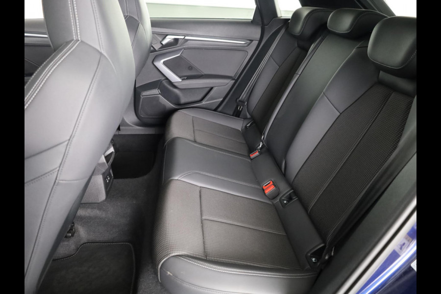 Audi A3 Sportback 30 TFSI S edition 116 pk S-tronic | Verlengde garantie | Navigatie | Parkeersensoren (Park assist) | Achteruitrijcamera | Adaptieve cruise control | S-Line |
