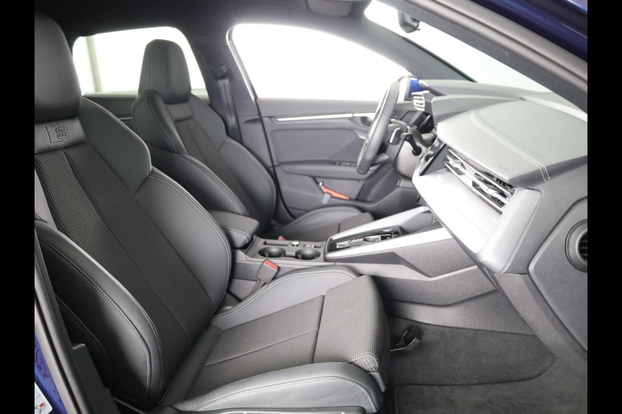 Audi A3 Sportback 30 TFSI S edition 116 pk S-tronic | Verlengde garantie | Navigatie | Parkeersensoren (Park assist) | Achteruitrijcamera | Adaptieve cruise control | S-Line |