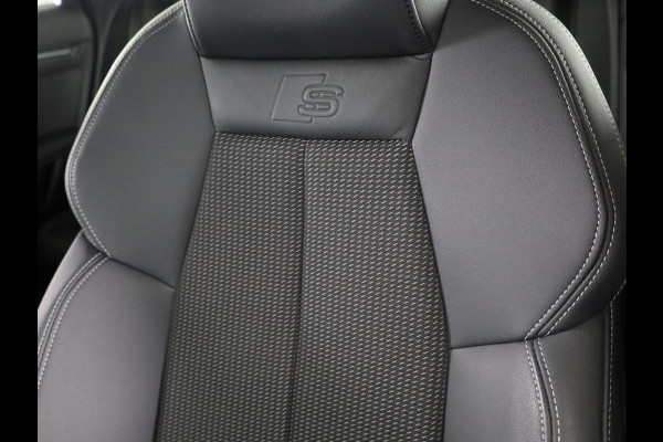 Audi A3 Sportback 30 TFSI S edition 116 pk S-tronic | Verlengde garantie | Navigatie | Parkeersensoren (Park assist) | Achteruitrijcamera | Adaptieve cruise control | S-Line |