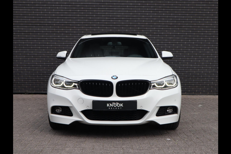 BMW 3-serie Gran Turismo 320i High Executive M Sport / Panodak / Sportleder / Comfort Access / BMW 3-serie Gran Turismo 320i High Executive M Sport / Panodak / Sportleder / Comfort Access /