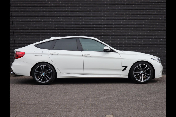 BMW 3-serie Gran Turismo 320i High Executive M Sport / Panodak / Sportleder / Comfort Access / BMW 3-serie Gran Turismo 320i High Executive M Sport / Panodak / Sportleder / Comfort Access /