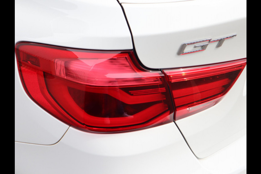 BMW 3-serie Gran Turismo 320i High Executive M Sport / Panodak / Sportleder / Comfort Access / BMW 3-serie Gran Turismo 320i High Executive M Sport / Panodak / Sportleder / Comfort Access /