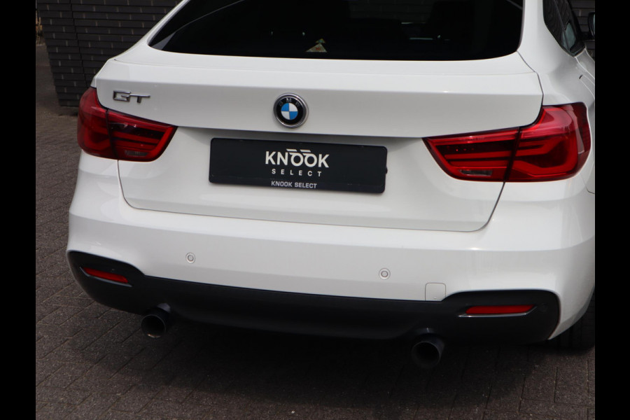 BMW 3-serie Gran Turismo 320i High Executive M Sport / Panodak / Sportleder / Comfort Access / BMW 3-serie Gran Turismo 320i High Executive M Sport / Panodak / Sportleder / Comfort Access /