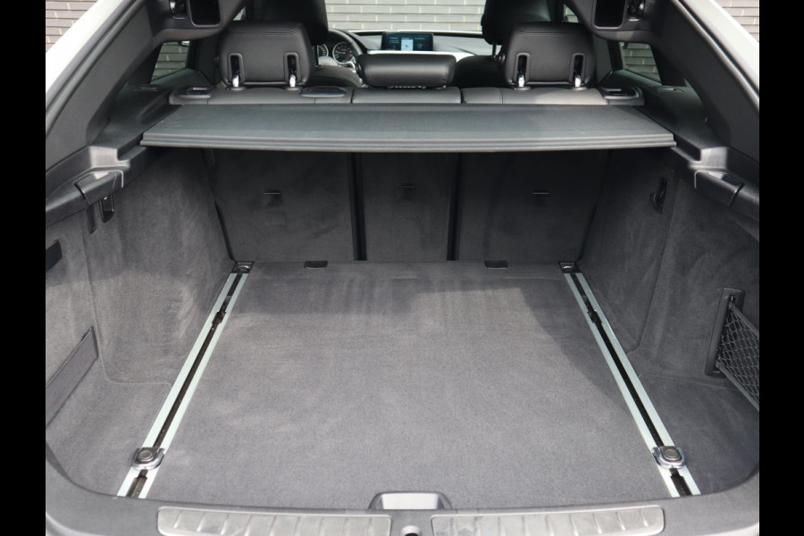 BMW 3-serie Gran Turismo 320i High Executive M Sport / Panodak / Sportleder / Comfort Access / BMW 3-serie Gran Turismo 320i High Executive M Sport / Panodak / Sportleder / Comfort Access /