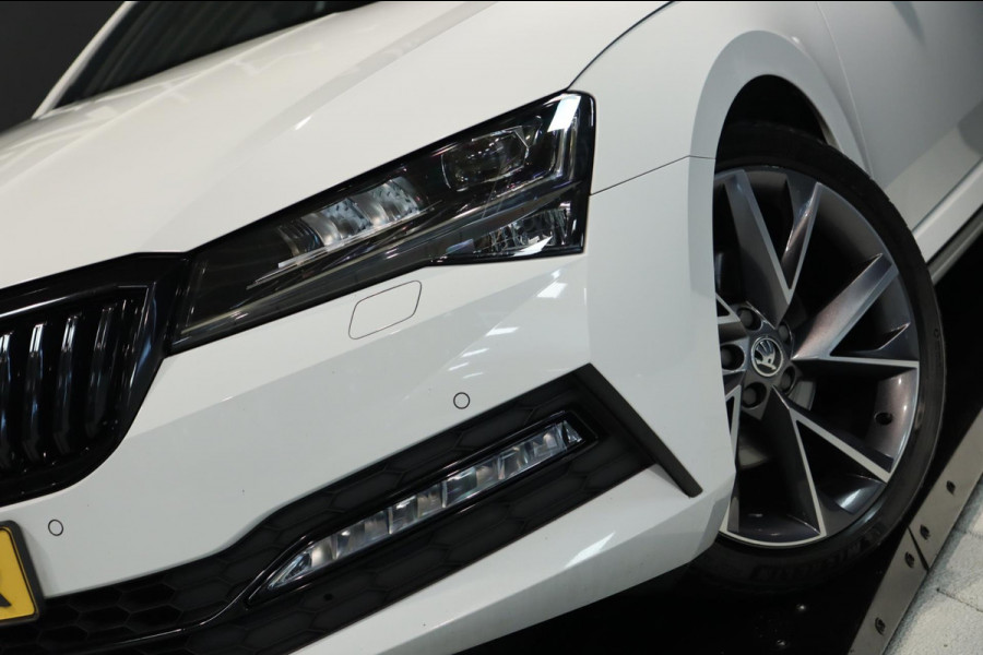 Škoda Superb Combi 1.5 TSI ACT / PANODAK / 2X MEMROY / ACC / CAMERA / KEYLESS