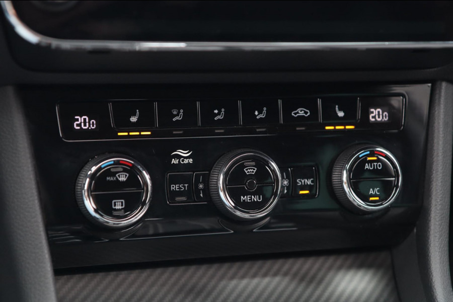 Škoda Superb Combi 1.5 TSI ACT / PANODAK / 2X MEMROY / ACC / CAMERA / KEYLESS