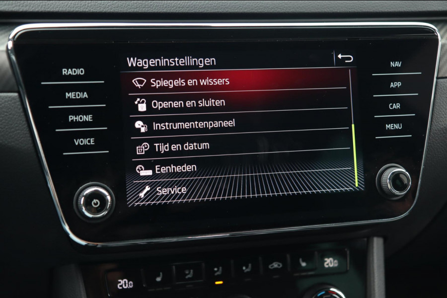 Škoda Superb Combi 1.5 TSI ACT / PANODAK / 2X MEMROY / ACC / CAMERA / KEYLESS