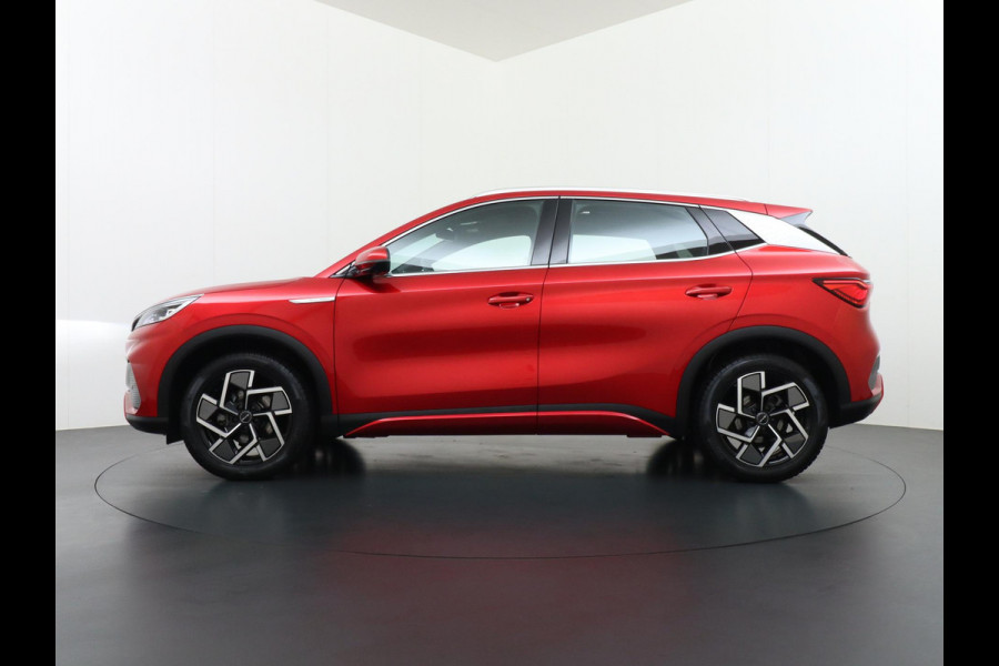 BYD ATTO 3 Design 60 kWh COMFORT VAN: 28.900,- VOOR: 26.330,- UW HERFSTVOORDEEL: 2.570,-  | RIJKLAAR INCL. FABR. GARANTIE T/M 2029 | AANDRIJFLIJN EN ACCU ZELFS T/M 2031