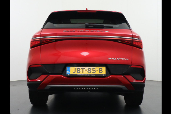 BYD ATTO 3 Design 60 kWh COMFORT VAN: 28.900,- VOOR: 26.330,- UW HERFSTVOORDEEL: 2.570,-  | RIJKLAAR INCL. FABR. GARANTIE T/M 2029 | AANDRIJFLIJN EN ACCU ZELFS T/M 2031