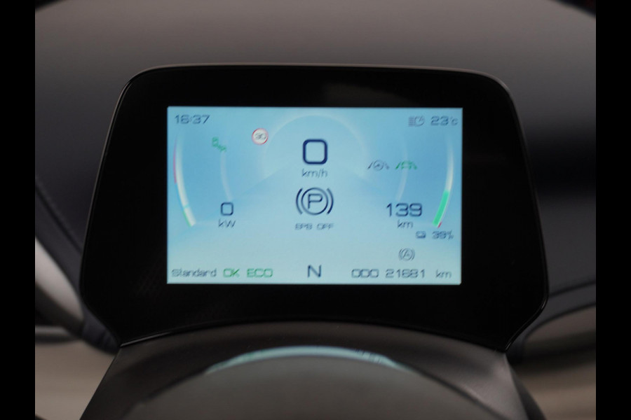 BYD ATTO 3 Design 60 kWh COMFORT VAN: 28.900,- VOOR: 26.330,- UW HERFSTVOORDEEL: 2.570,-  | RIJKLAAR INCL. FABR. GARANTIE T/M 2029 | AANDRIJFLIJN EN ACCU ZELFS T/M 2031