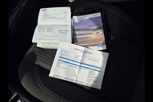 Ford Grand C-Max 1.5i EcoBoost Edition Plus 7p Automaat,apple/android,navigatie/camera,cruise,stoel/stuurverwarming,pdc,