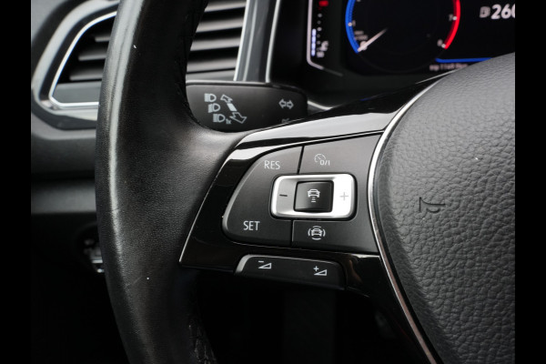 Volkswagen T-Roc 1.5 TSI Sport | Navigatie | LED | Panorama Dak | DAB | Climate Control
