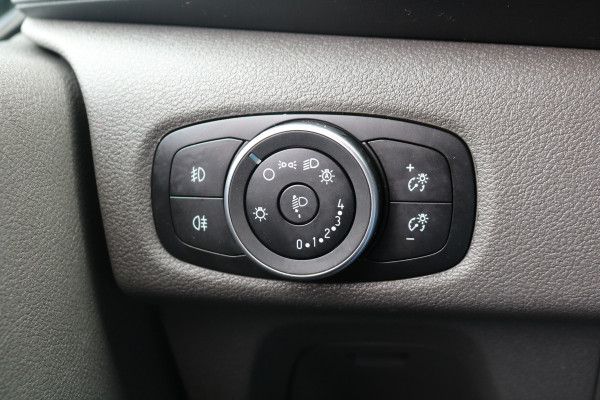 Ford Transit Custom 2.0 TDci 130pk L2 H1 Trend Automaat Inrichting