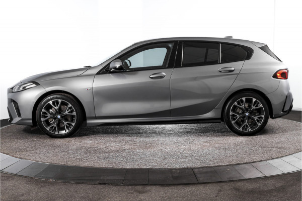 BMW 1-serie 120 M Sport - Automaat | Dig. Cockpit | Adapt. Cruise | Stoelverw. | PDC | Camera | NAV + App. Connect | ECC | DAB | LM 18" | 9811