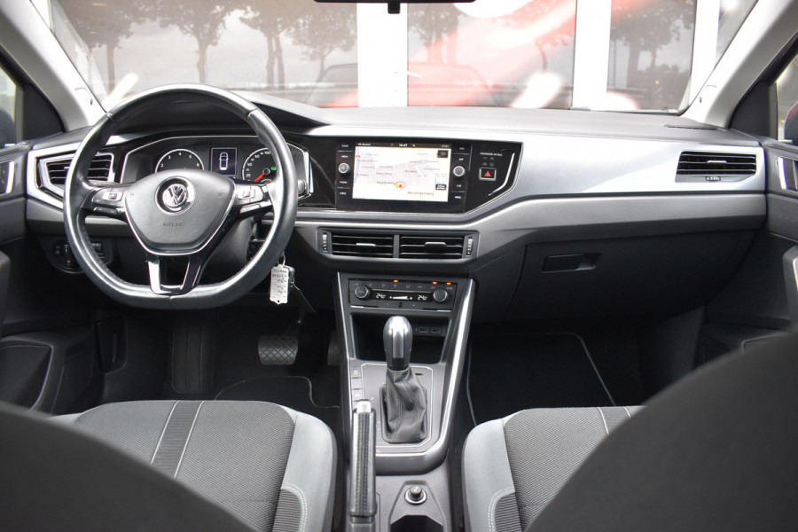 Volkswagen Polo 1.5 TSI Highline Business R / Automaat / Cruise C. / LED / Parkeerhulp / Bluetooth /