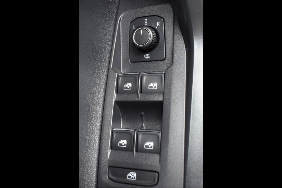 Volkswagen Polo 1.5 TSI Highline Business R / Automaat / Cruise C. / LED / Parkeerhulp / Bluetooth /