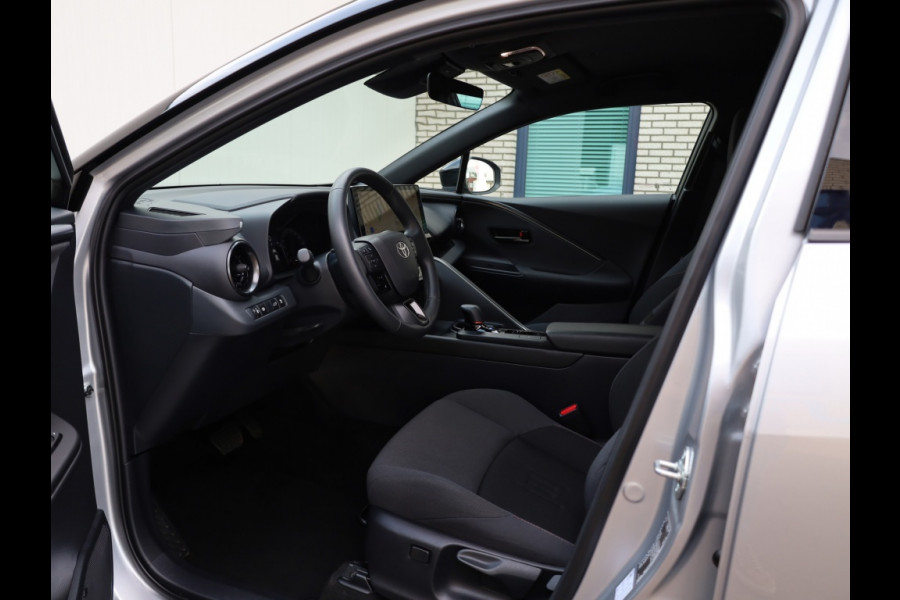 Toyota C-HR 2.0 Hybrid 200 Dynamic | Stoelverwarming | El. Achterklep |