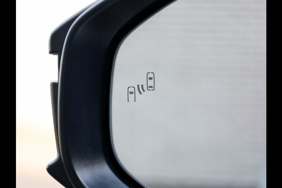 Toyota C-HR 2.0 Hybrid 200 Dynamic | Stoelverwarming | El. Achterklep |