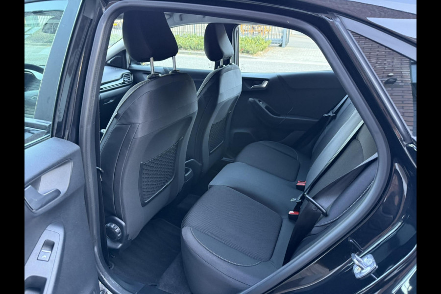 Ford Puma 1.0 EcoBoost / Touch Scherm incl. Apple-Car play - Android / ALL-Season banden / NED-Puma / Facturen onderhoud aanwezig