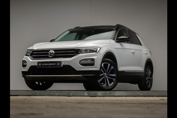 Volkswagen T-Roc 1.0 TSI Style Business Sport (APPLE CARPLAY,NAVI,LED,CRUISE,CLIMATE,SPORTSTOELEN,PDC,GETINT,NETTESTAAT)