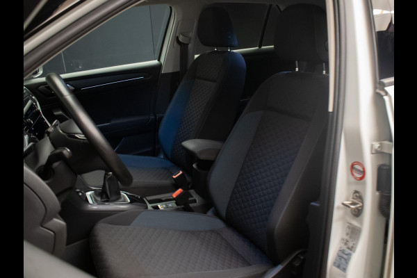 Volkswagen T-Roc 1.0 TSI Style Business Sport (APPLE CARPLAY,NAVI,LED,CRUISE,CLIMATE,SPORTSTOELEN,PDC,GETINT,NETTESTAAT)