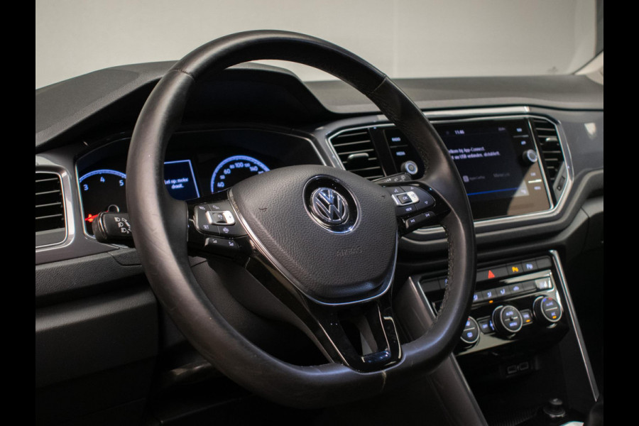 Volkswagen T-Roc 1.0 TSI Style Business Sport (APPLE CARPLAY,NAVI,LED,CRUISE,CLIMATE,SPORTSTOELEN,PDC,GETINT,NETTESTAAT)