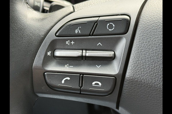 Hyundai Kona BWJ 2020 | 1.6 GDI 142PK HEV Premium | TREKHAAK | LEER | CAMERA A | CARPLAY | CLIMA | NAVI | AD CRUISE |