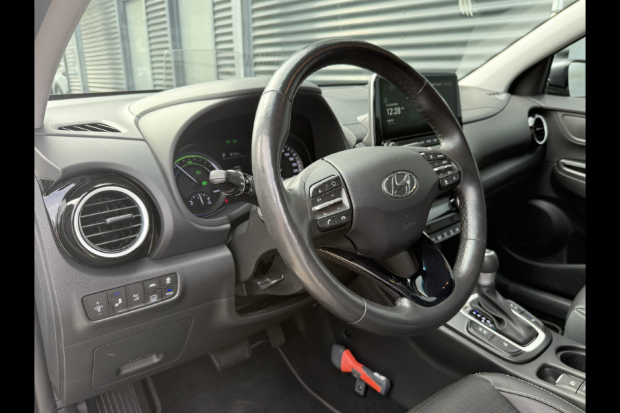 Hyundai Kona BWJ 2020 | 1.6 GDI 142PK HEV Premium | TREKHAAK | LEER | CAMERA A | CARPLAY | CLIMA | NAVI | AD CRUISE |