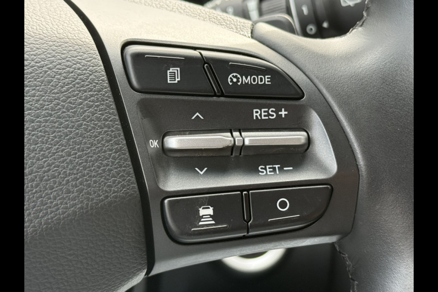 Hyundai Kona BWJ 2020 | 1.6 GDI 142PK HEV Premium | TREKHAAK | LEER | CAMERA A | CARPLAY | CLIMA | NAVI | AD CRUISE |