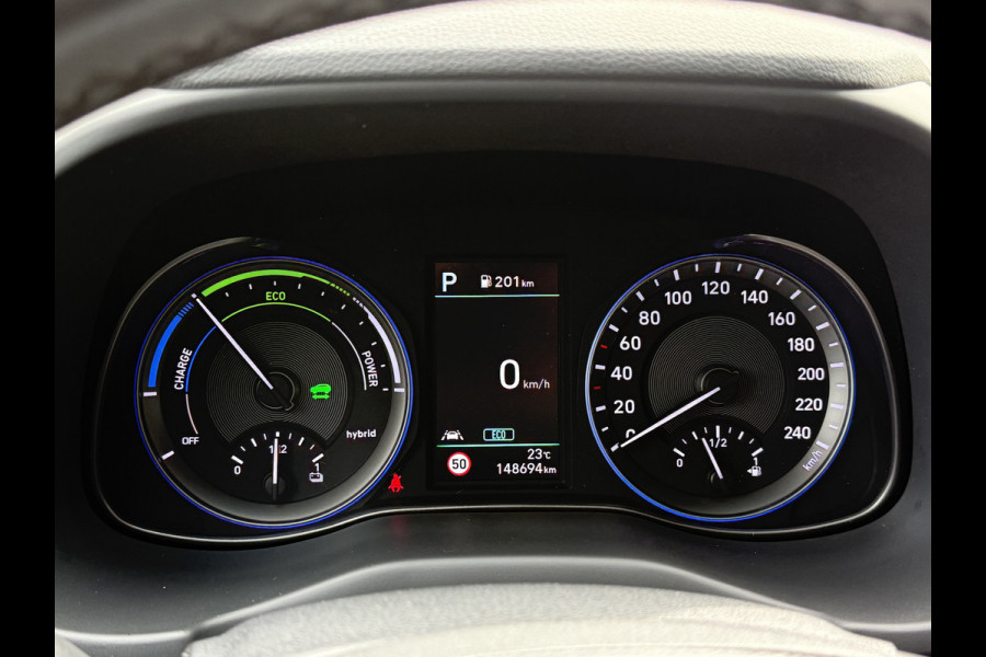 Hyundai Kona BWJ 2020 | 1.6 GDI 142PK HEV Premium | TREKHAAK | LEER | CAMERA A | CARPLAY | CLIMA | NAVI | AD CRUISE |