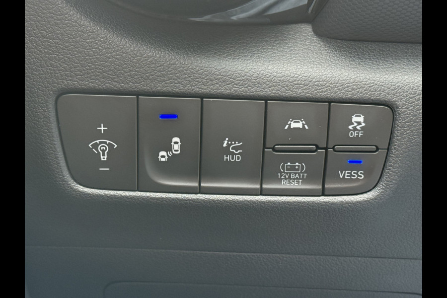 Hyundai Kona BWJ 2020 | 1.6 GDI 142PK HEV Premium | TREKHAAK | LEER | CAMERA A | CARPLAY | CLIMA | NAVI | AD CRUISE |