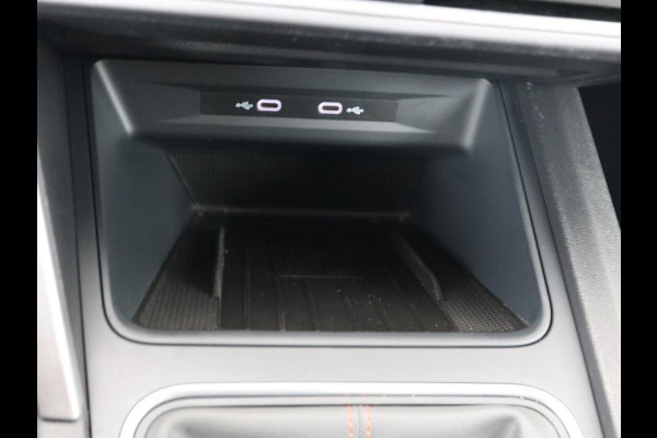 Seat Leon 1.5 TSI FR Intens | Stoelverwarming | Camera | Keyless | Stuurverwarming | Carplay | Digital Cockpit | Full LED
