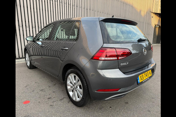 Volkswagen Golf 1.0 TSI Comfortline - apple carplay