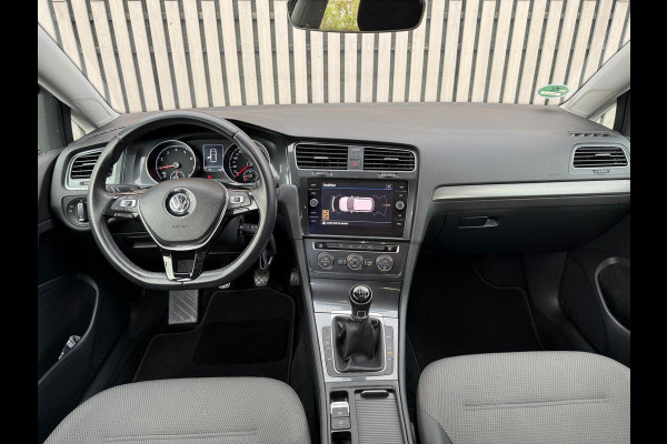 Volkswagen Golf 1.0 TSI Comfortline - apple carplay