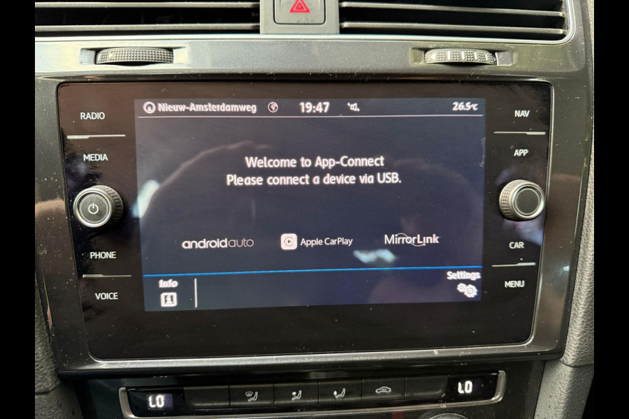 Volkswagen Golf 1.0 TSI Comfortline - apple carplay