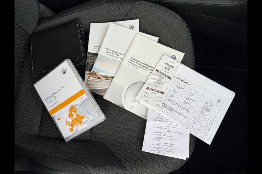Volkswagen Golf 1.0 TSI Comfortline - apple carplay