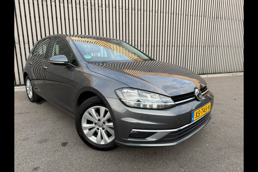 Volkswagen Golf 1.0 TSI Comfortline - apple carplay