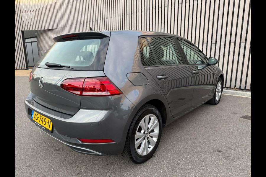 Volkswagen Golf 1.0 TSI Comfortline - apple carplay