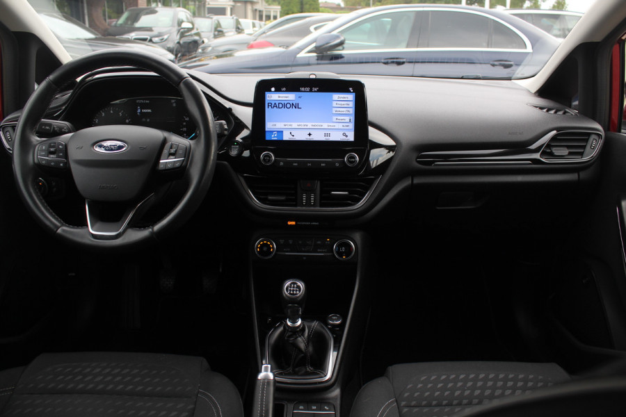 Ford Fiesta 1.0 EcoBoost Titanium / Camera / Navigatie / 16'' / B&O / DAB / Getint glas / Cruise Control