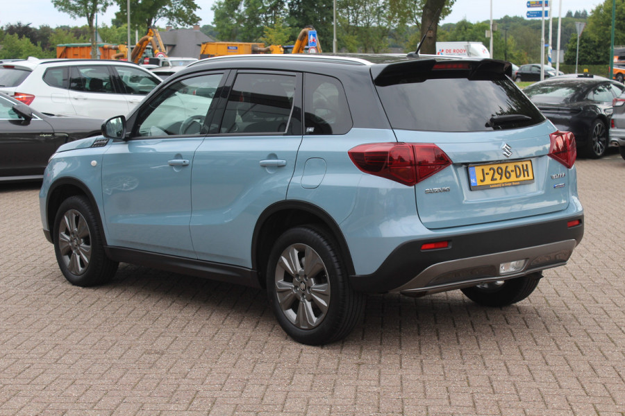 Suzuki Vitara 1.4 Boosterjet Select Smart Hybrid / Camera / Navigatie / 17'' / DAB / Stoelverwarming / Getint glas / Cruise Control