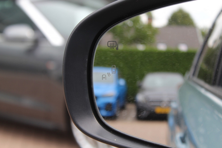 Suzuki Vitara 1.4 Boosterjet Select Smart Hybrid / Camera / Navigatie / 17'' / DAB / Stoelverwarming / Getint glas / Cruise Control