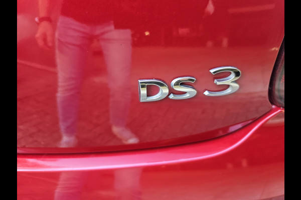 DS DS 3 1.2 PureTech So Chic | 2E EIGENAAR | 12MND GARANTIE | NAVI | CRUISE | LEDER |