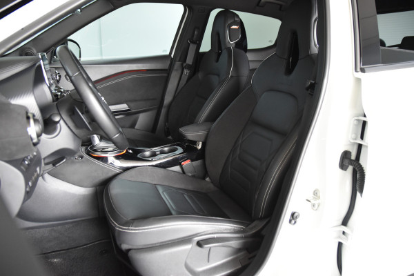 Nissan Juke 1.0 DIG-T 115 PK N-Design - Automaat | Adapt. Cruise | Stoel-+Voorruitverw. | Bose | 360 Camera | NAV + App. Connect | ECC | LM 19" | Afn. Trekhaak |