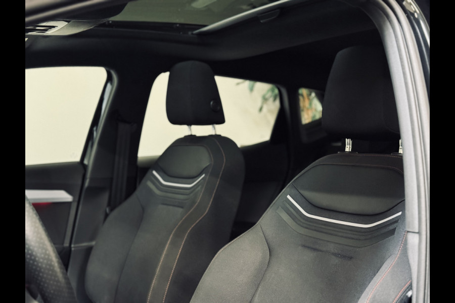 Seat Ibiza 1.0 TSI 110PK FR Plus | Panorama | Camera | Virtual
