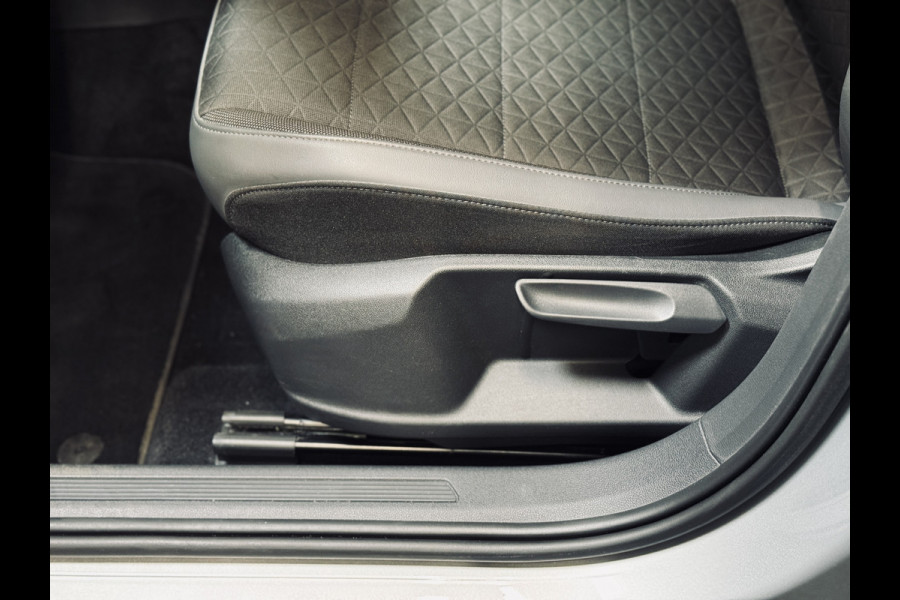 Volkswagen T-Cross 1.5 TSI Style DSG | Virtual | Keyless | Camera