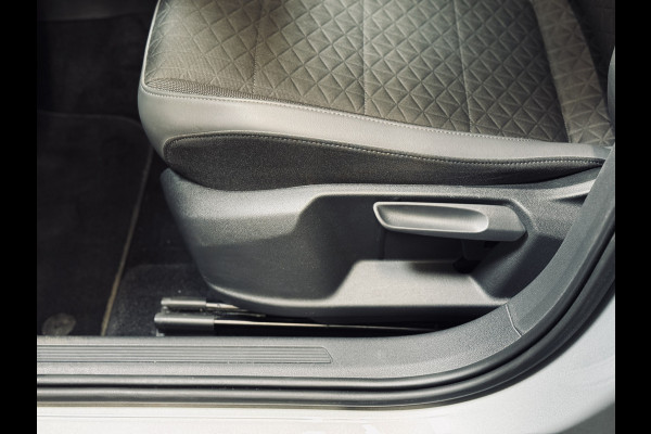 Volkswagen T-Cross 1.5 TSI Style DSG | Virtual | Keyless | Camera