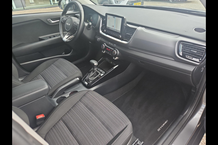 Kia Stonic 1.0 T-GDi MHEV DynamicPlusLine | Automaat | Stoel- en Stuurverwarming | Navi | Clima | Carplay/Android auto | Lichtmetalen velgen | LED |