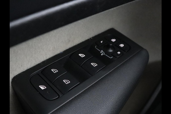 Volvo XC40 1.5 T5 Twin Engine Inscription | Panoramadak | Leder | Harman/Kardon | Stoelverwarming | Carplay | Camera | Navigatie | Adaptive cruise | PHEV | Plug In Volvo XC40 1.5 T5 Twin Engine Inscription | Panoramadak | Leder | Harman/Kardon | Stoelverwarming | Carplay | Camera | Navigatie | Adaptive cruise | PHEV | Plug In